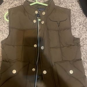 Never worn Cowboy Hardware 4T vest